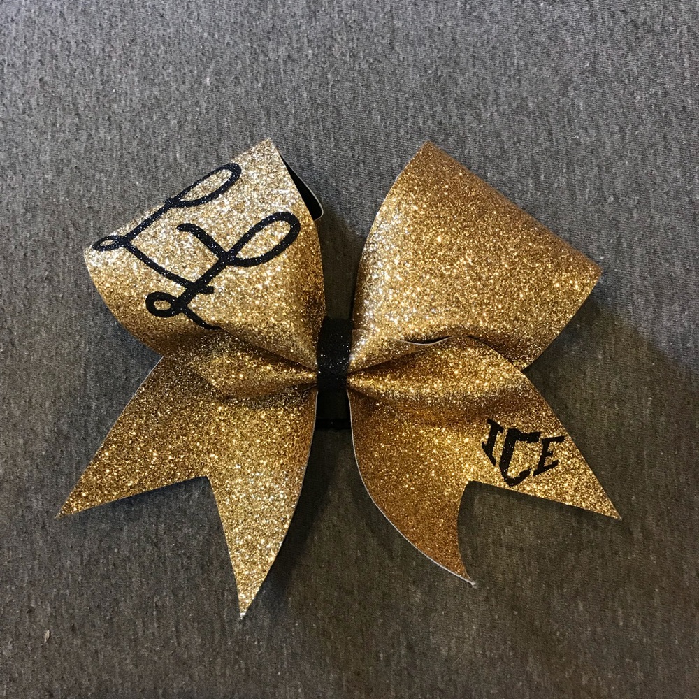 Cheer Bow